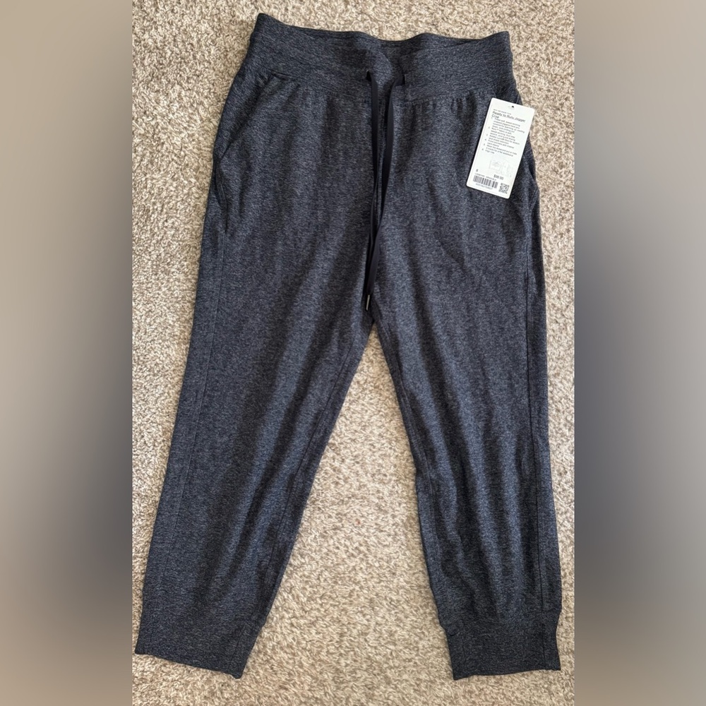 NWT Lululemon Ready to Rulu Crop Gray Women's Jogger Pants size 8
